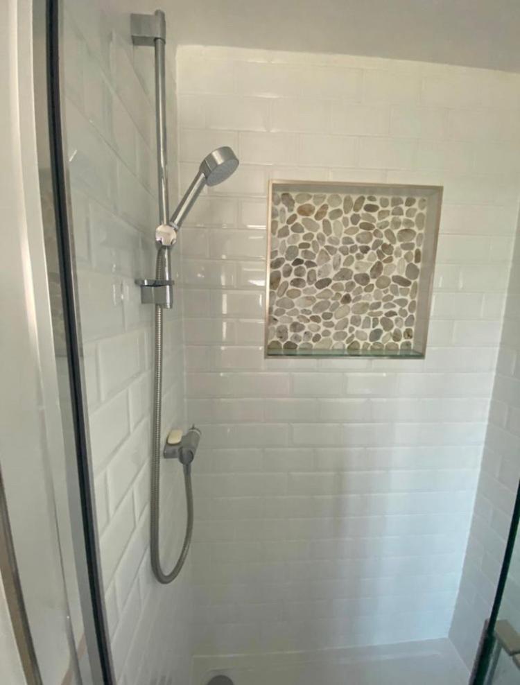 Garden Retreat - City Central Quiet Garden Apartment with Free Parking view 4