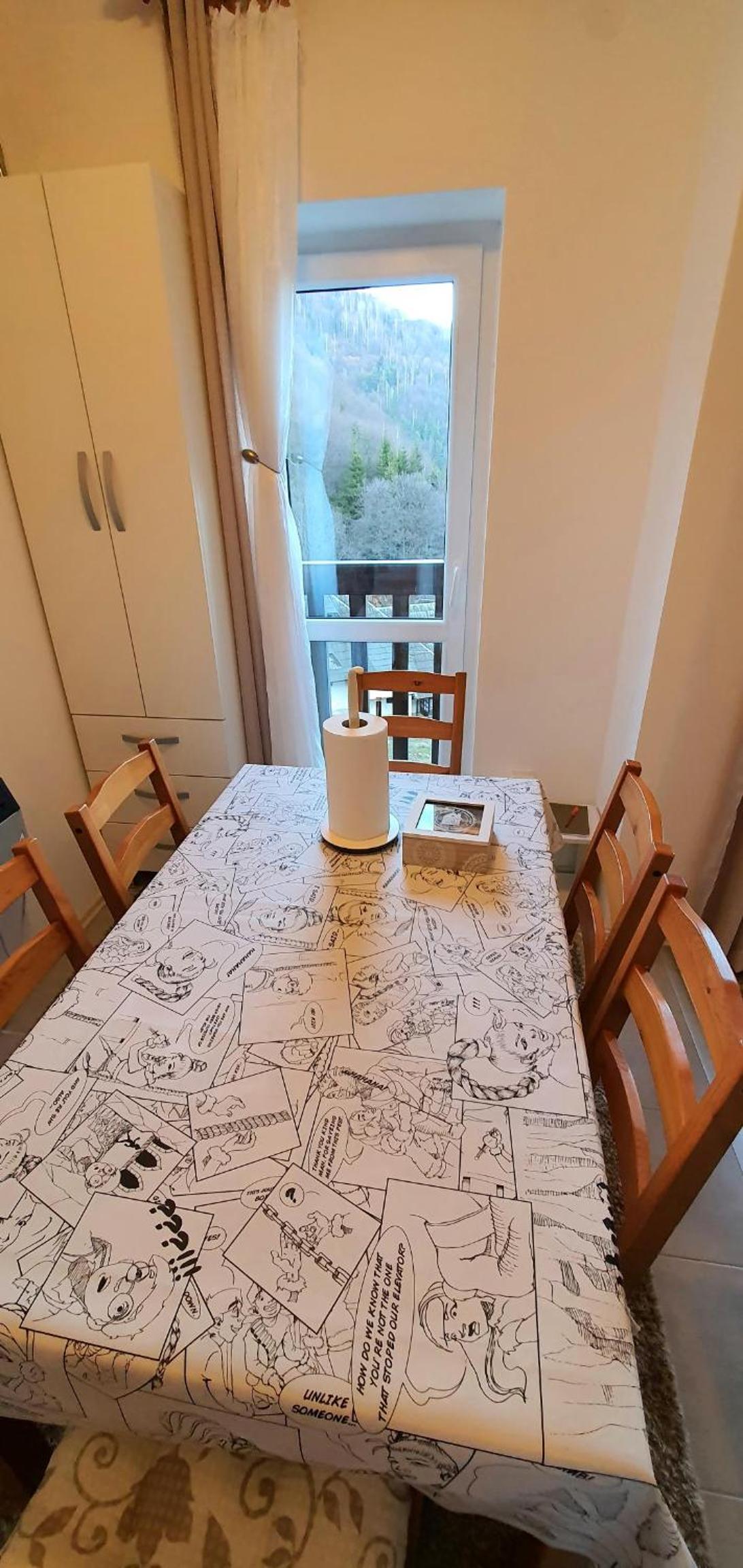 Anikaapartmani, Brzeće