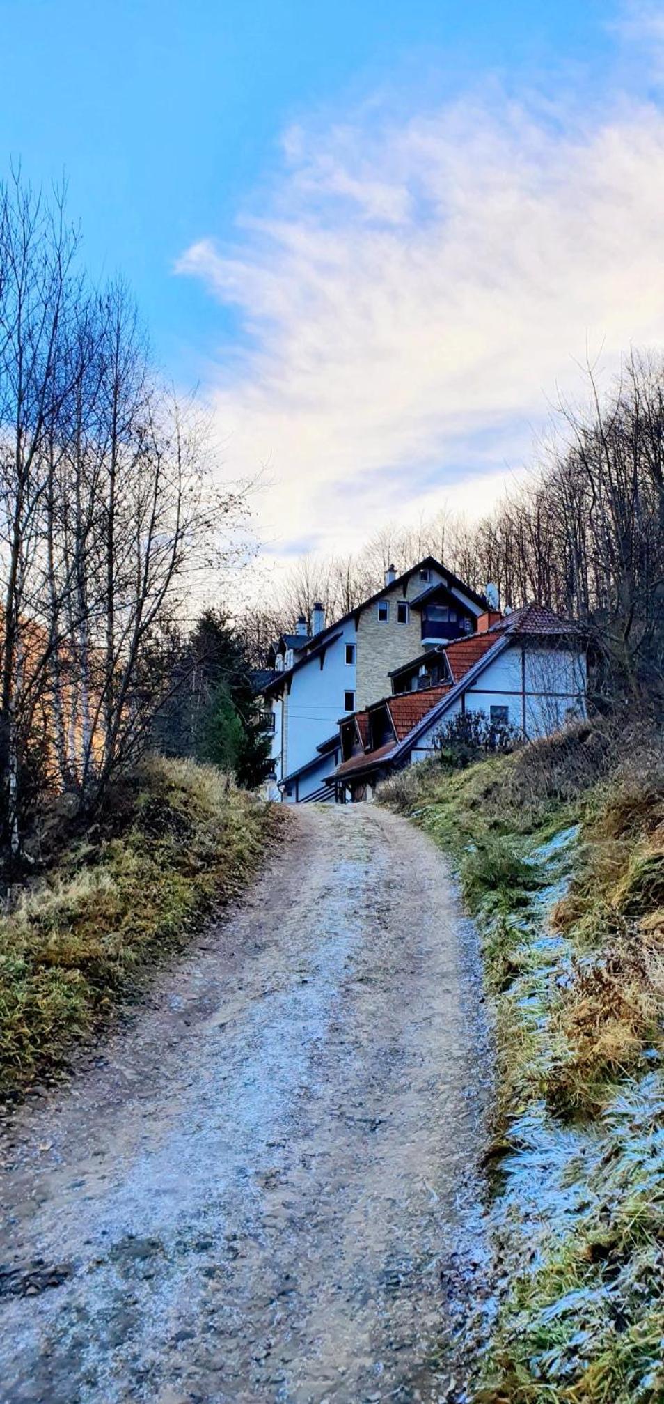 Anikaapartmani, Brzeće