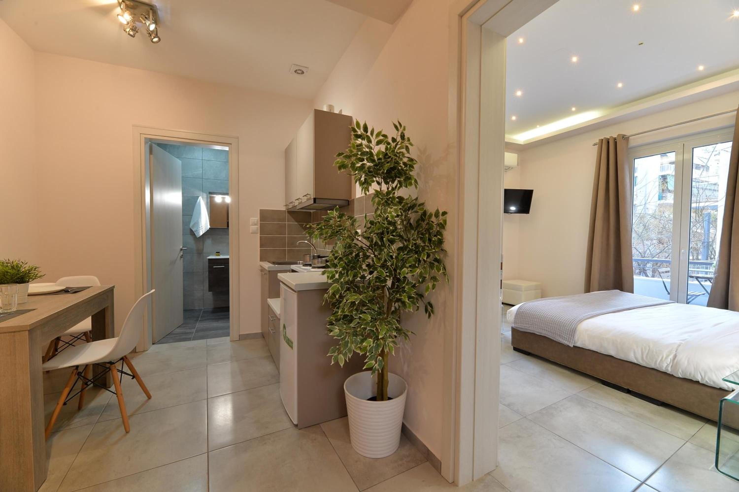 Alekos Apartments 2 Netflix, Self Check-In