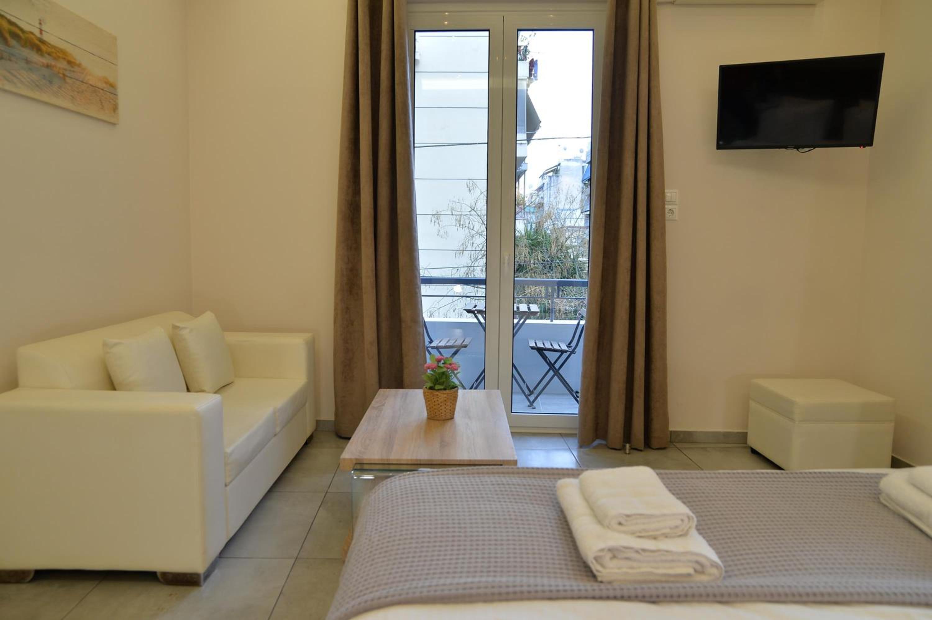 Alekos Apartments 2 Netflix, Self Check-In