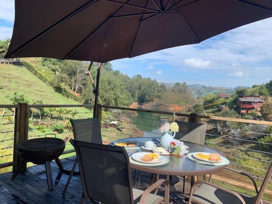 Cabaña con jacuzzi y acceso al embalse - Portum I