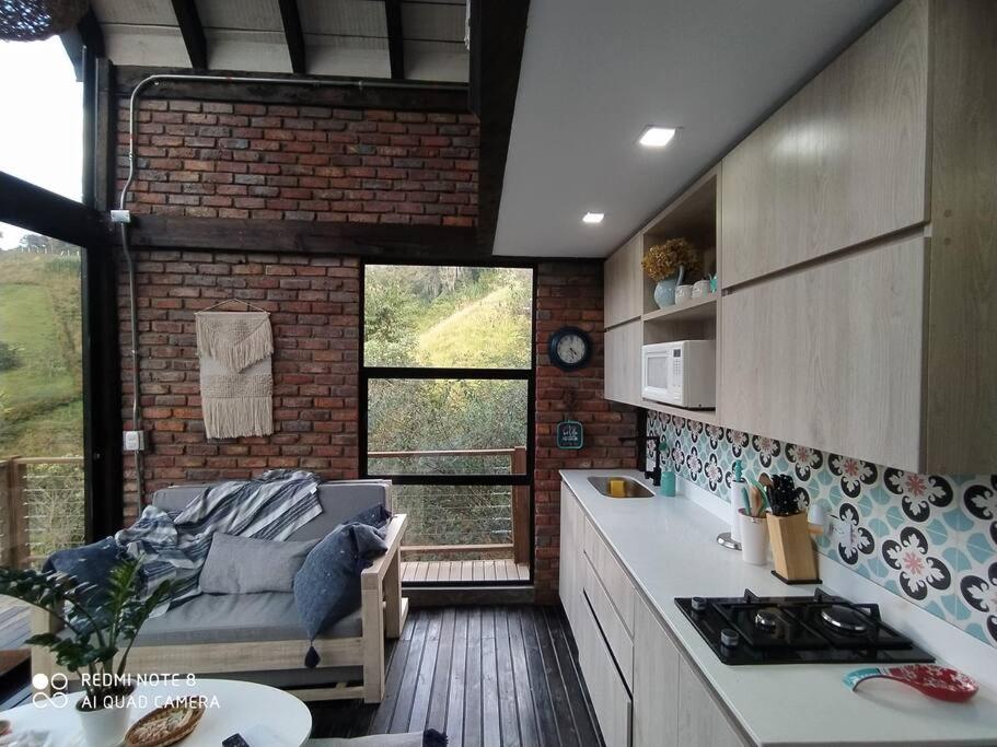 Cabaña con jacuzzi y acceso al embalse - Portum I