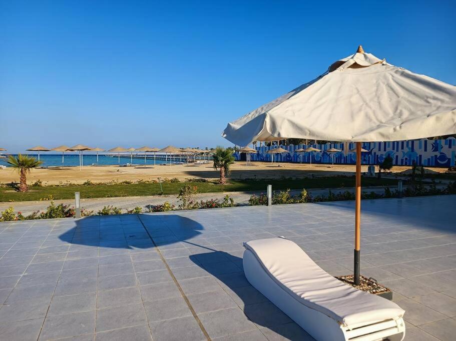 10 STEPS from BEACH and CITY HEART, Furnished with Modern Kitchenette view 3