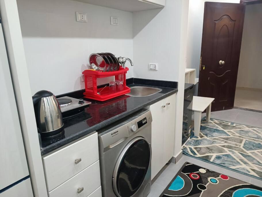 10 STEPS from BEACH and CITY HEART, Furnished with Modern Kitchenette view 5