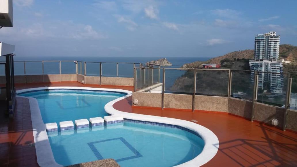 Apartamento con vista al mar en el Rodadero