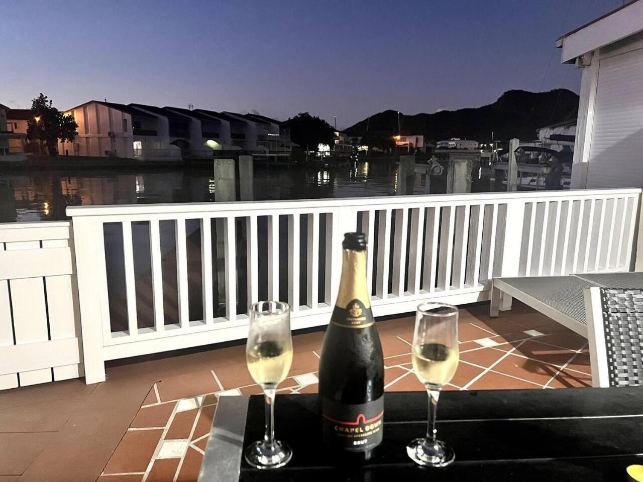 4 Guests - Stunning View - Pool - South Finger