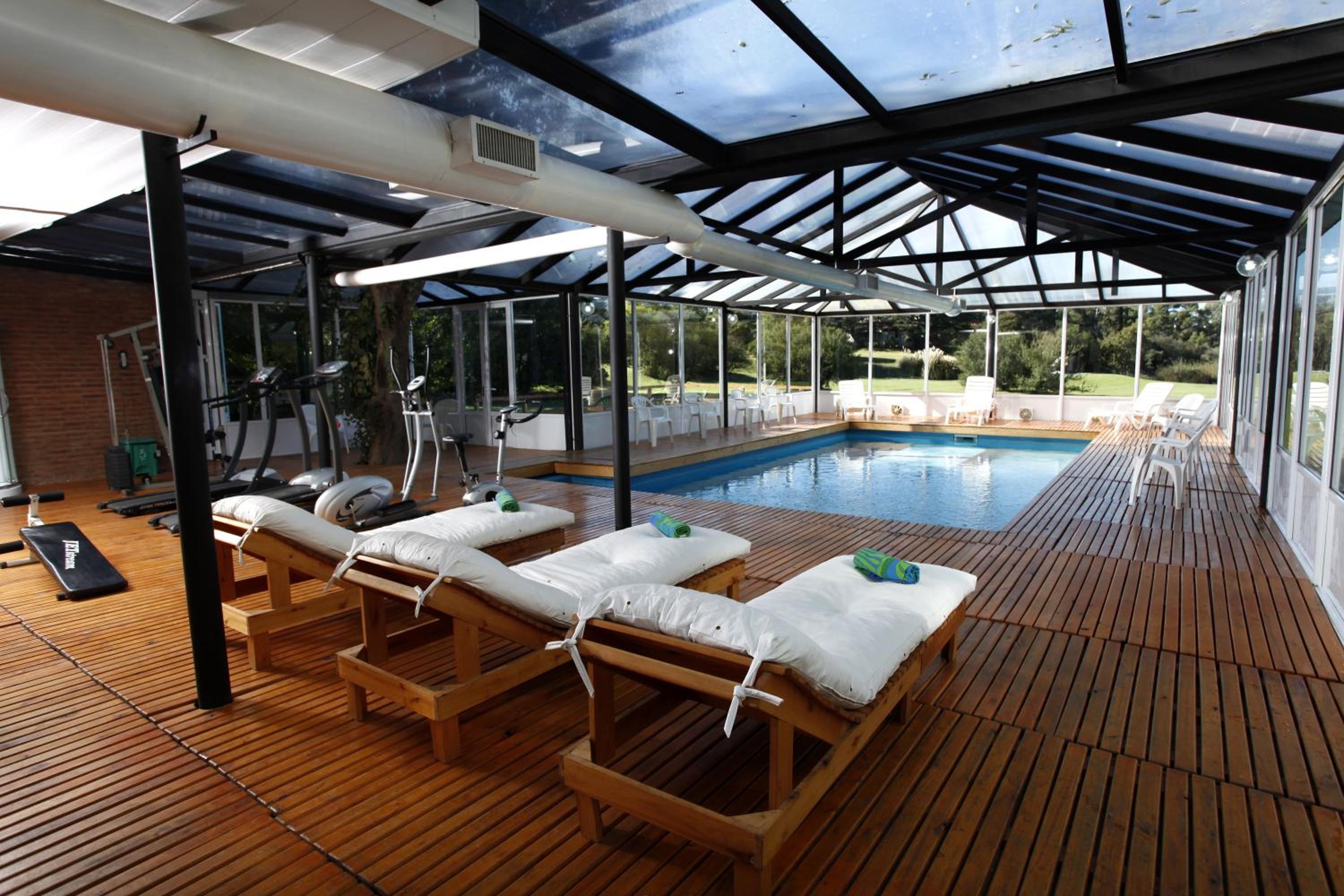 Acacias Country Club