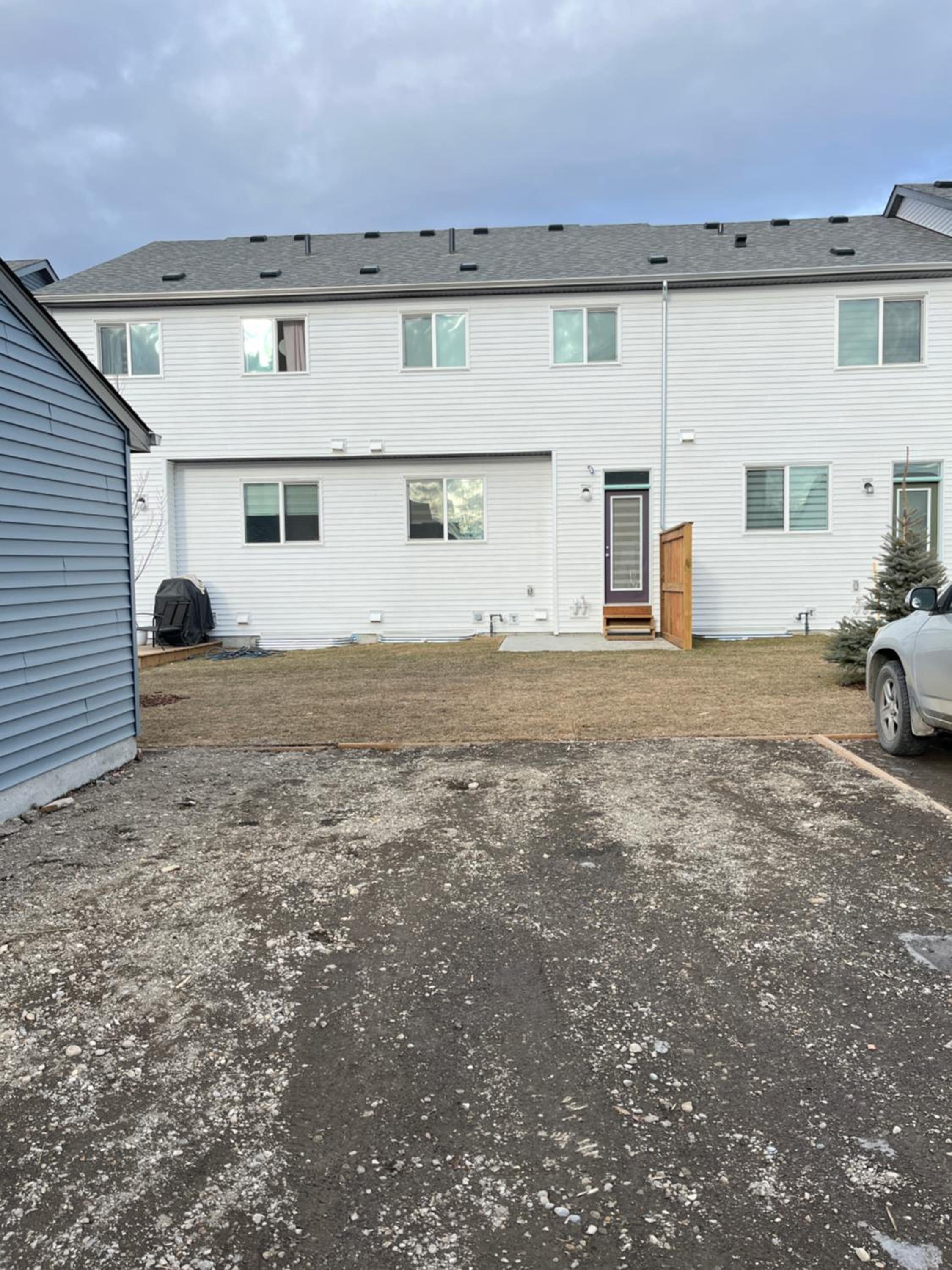 Private Entire Townhouse Retreat Close to Lake