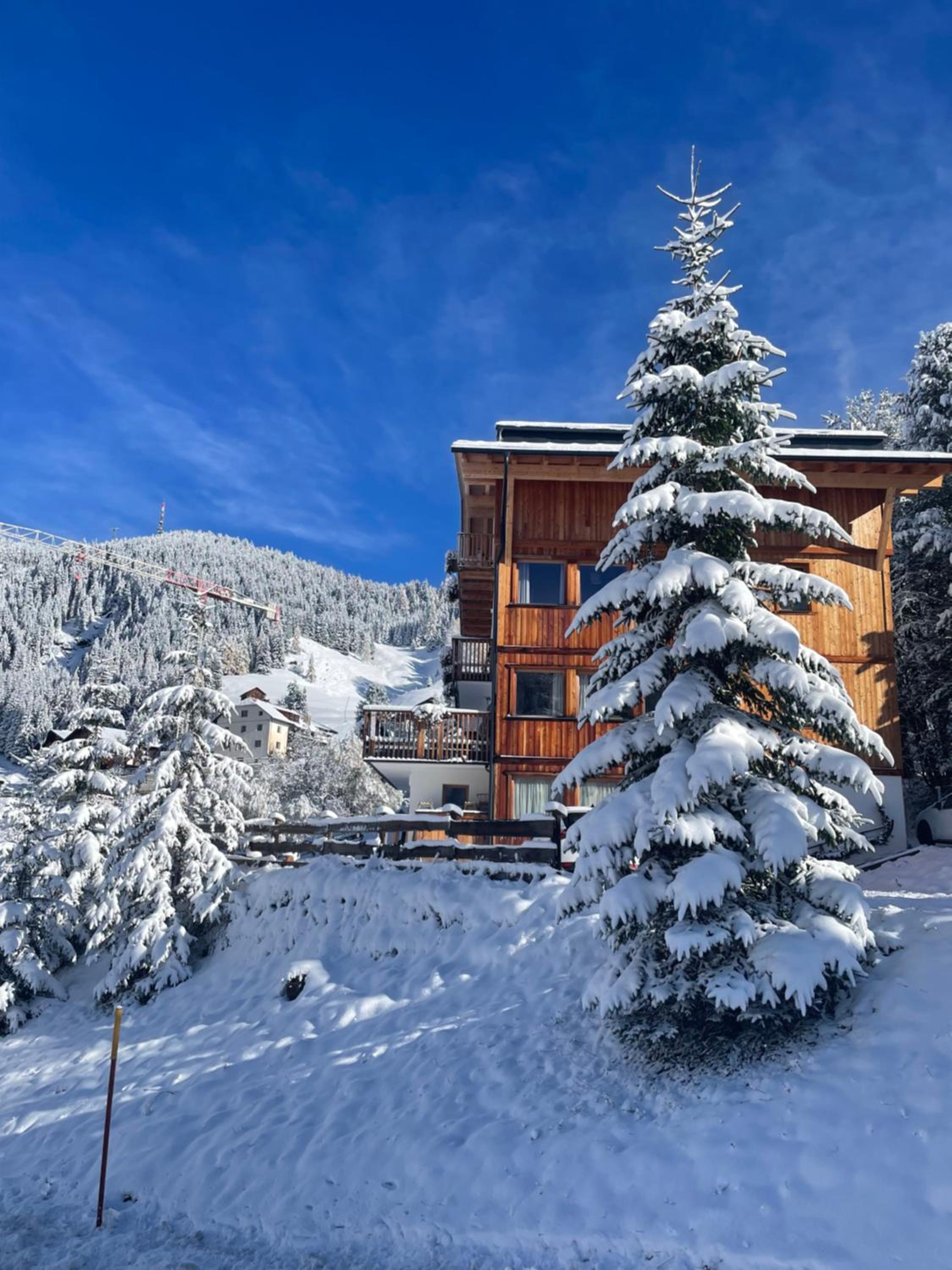 Luxury Chalet Liosa - Ski in Ski out - Amazing view view 4