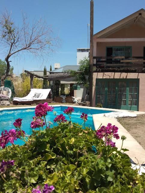 Casa con piscina a 5 minutos del centro