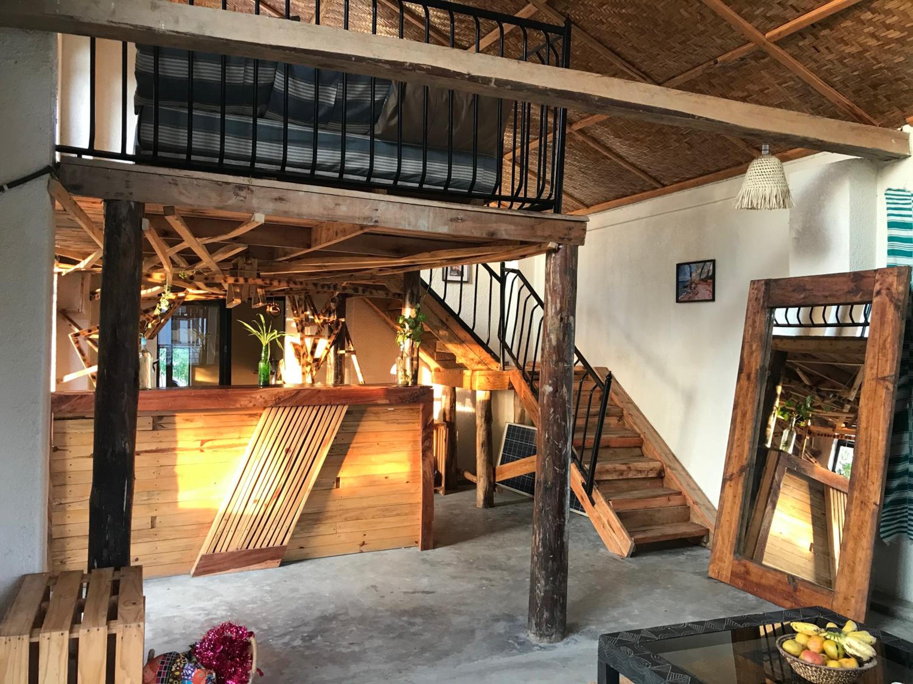 Queen Elizabeth Gorge Cottages