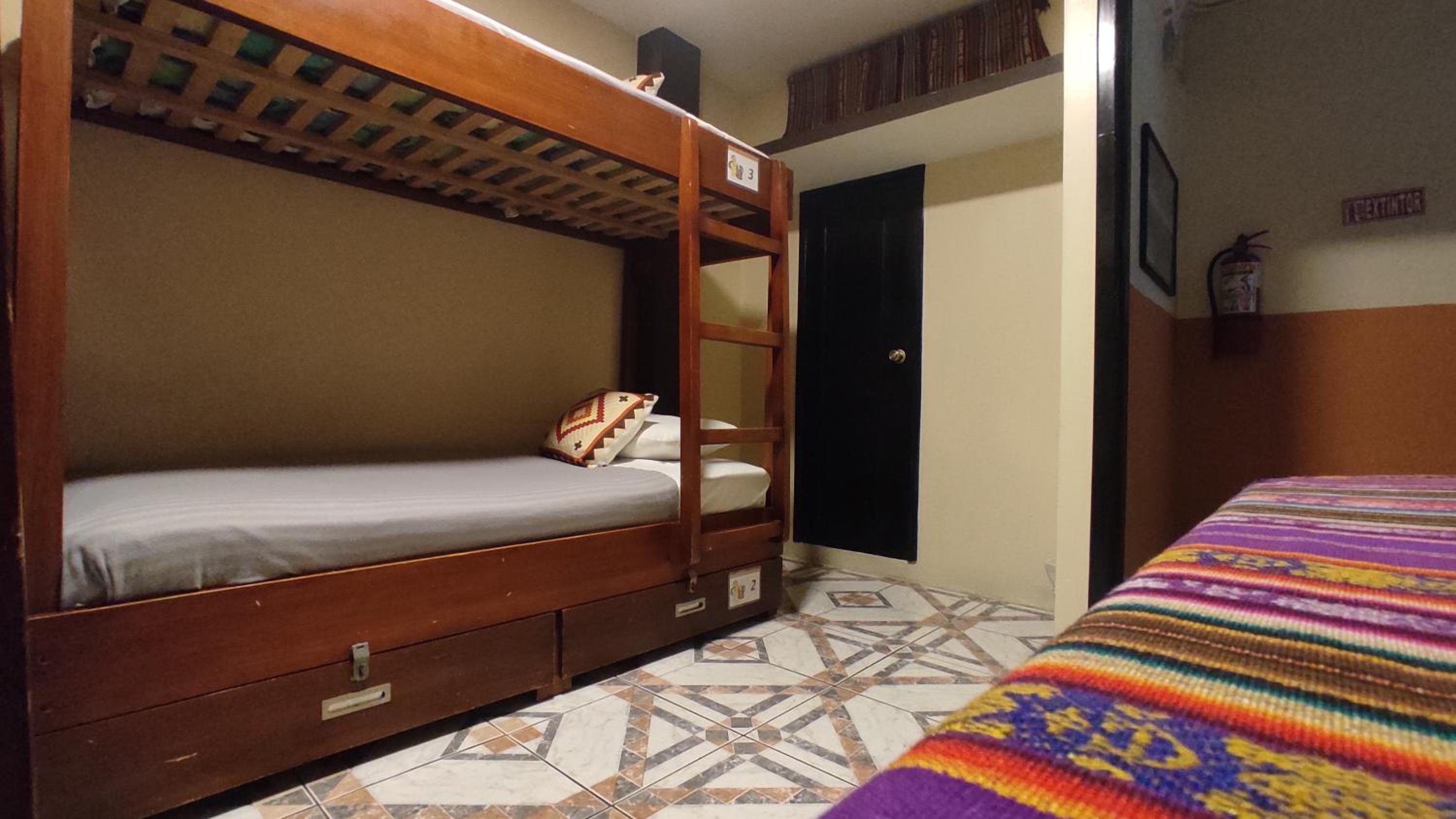 Dreamkapture Hostel close to the airport and bus terminal