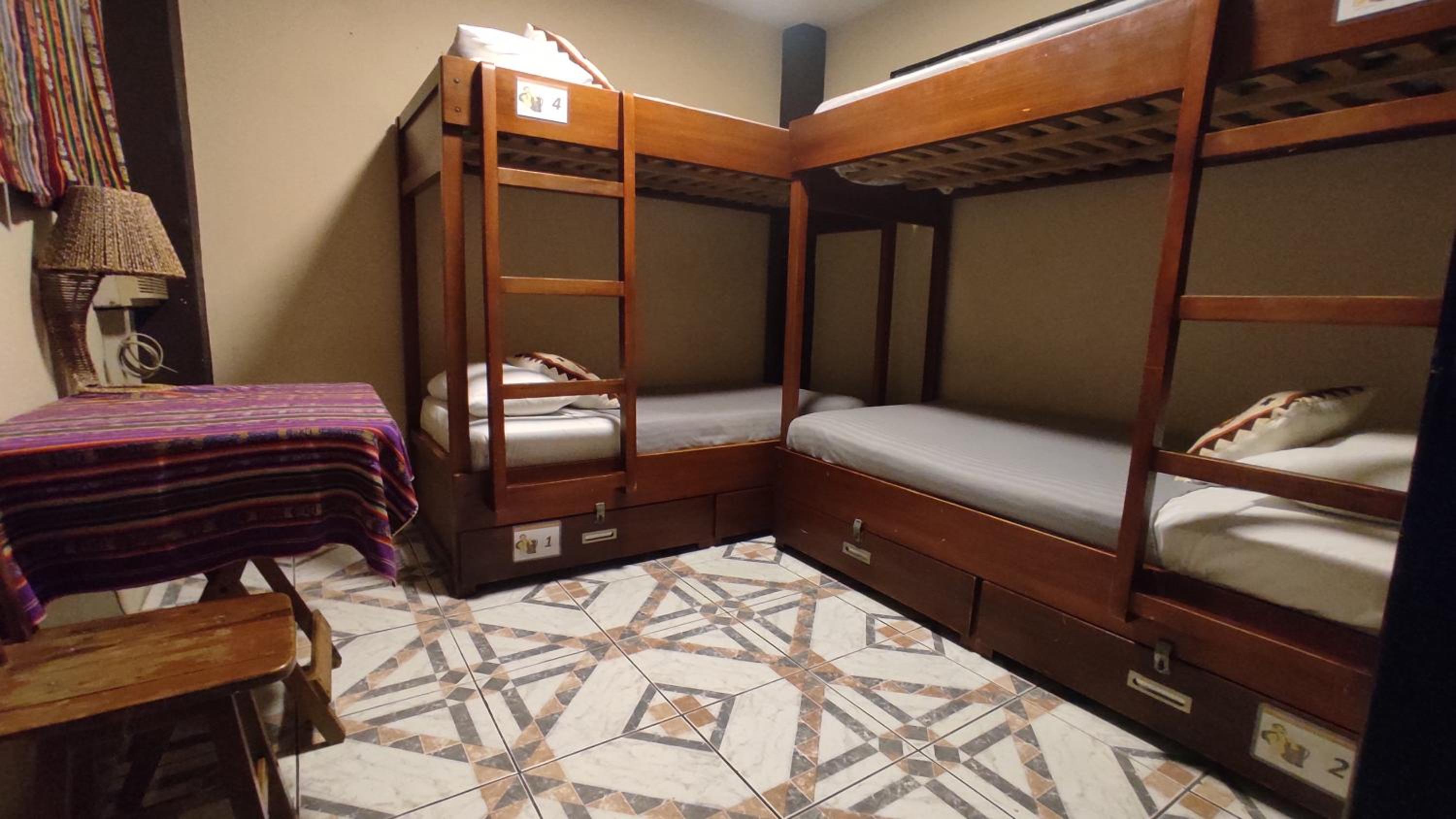 Dreamkapture Hostel close to the airport and bus terminal