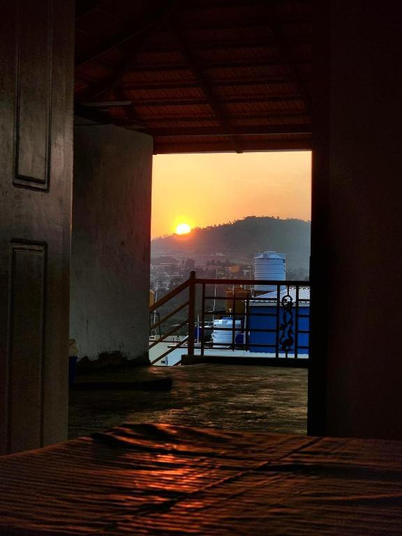 Evergreen Shola View