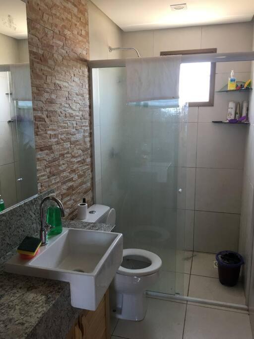 Flat aconchegante a uma quadra da praia