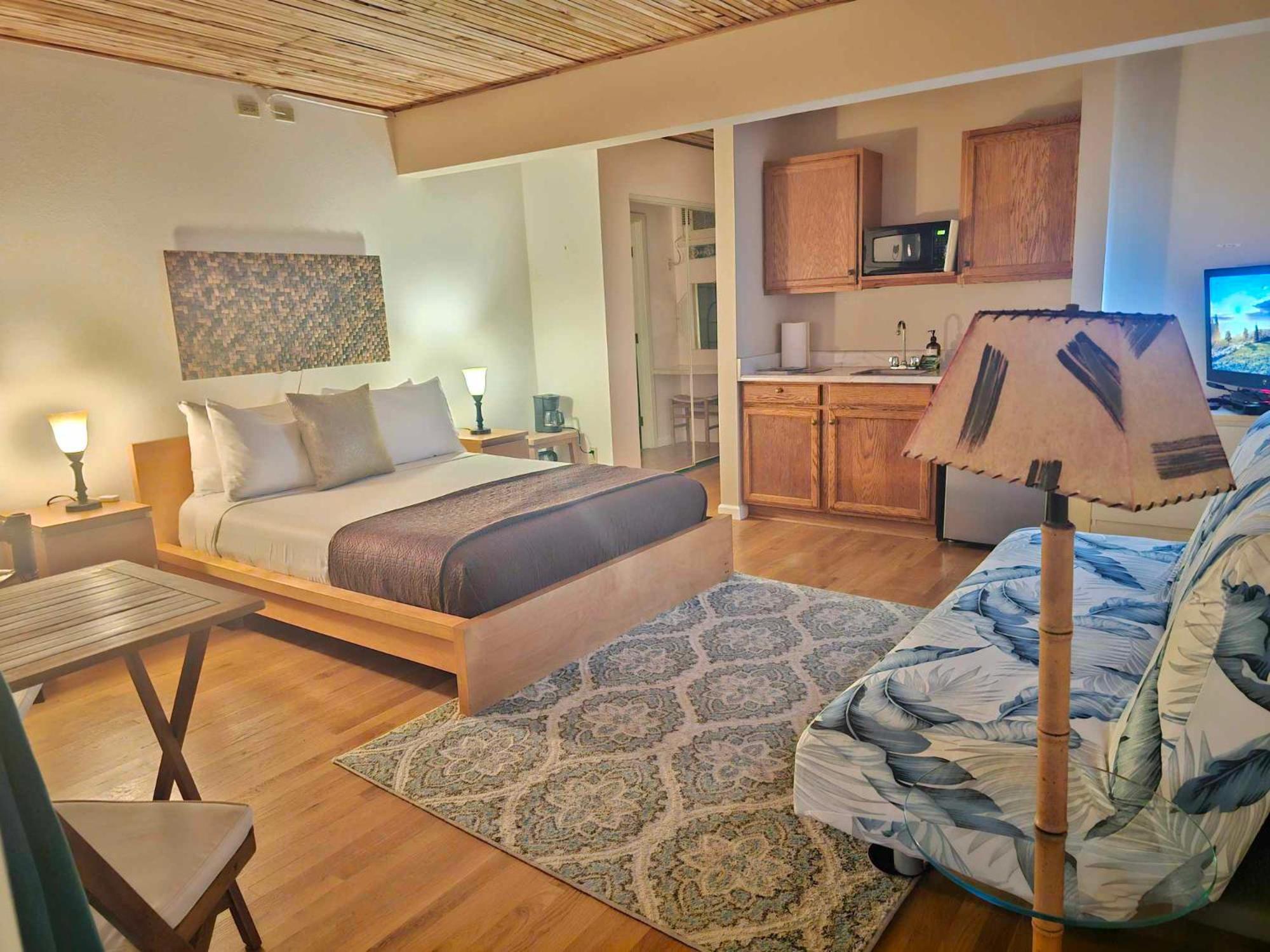 Luana Inn view 3