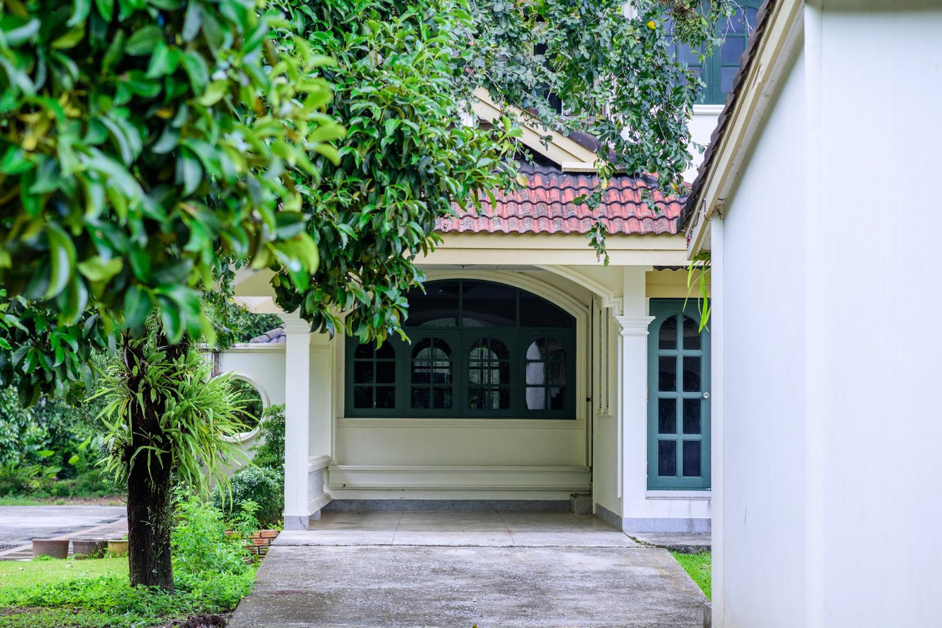 Bann Mangkud Khaolak