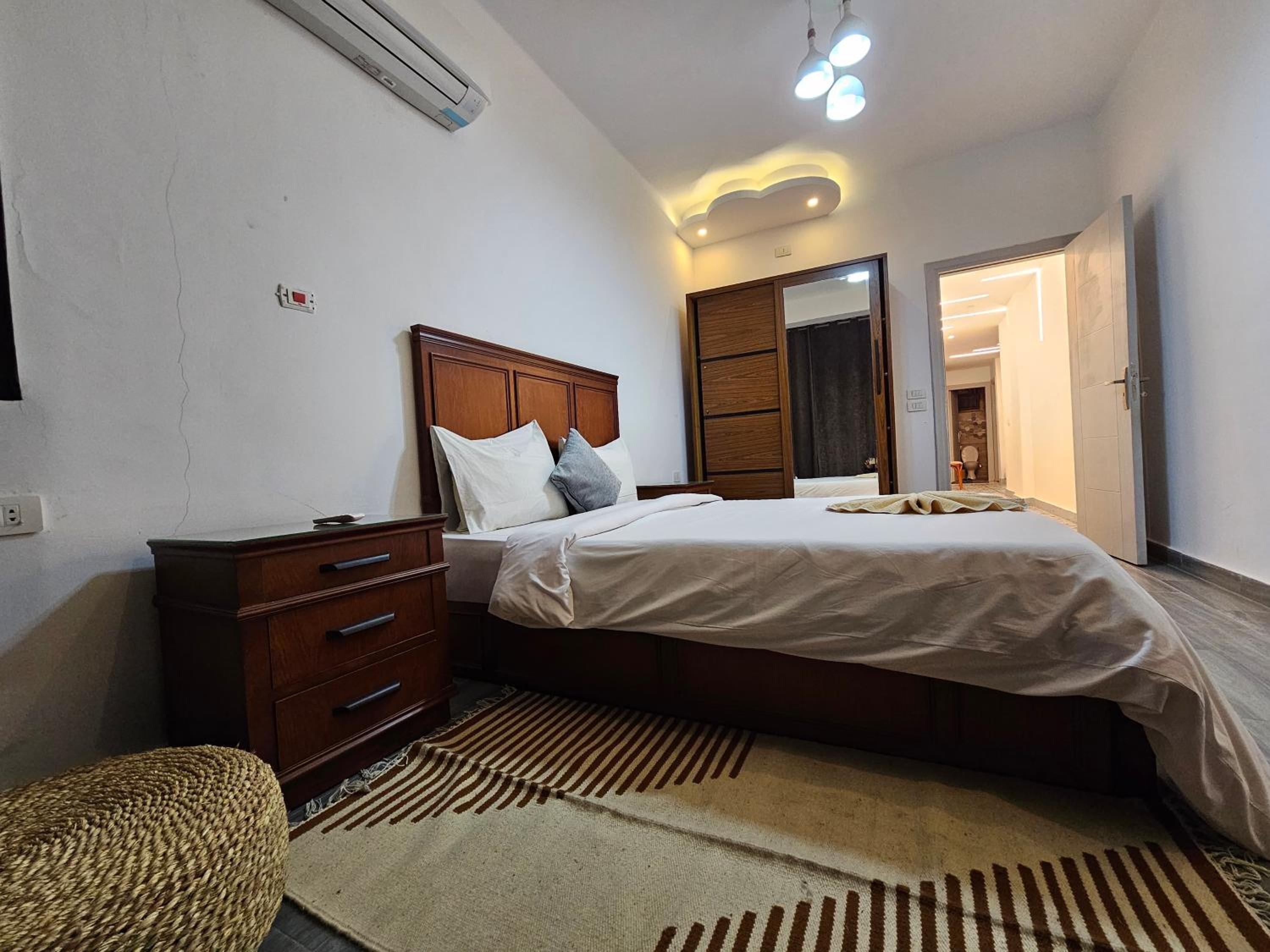 Alex Gate apartment - families only view 5
