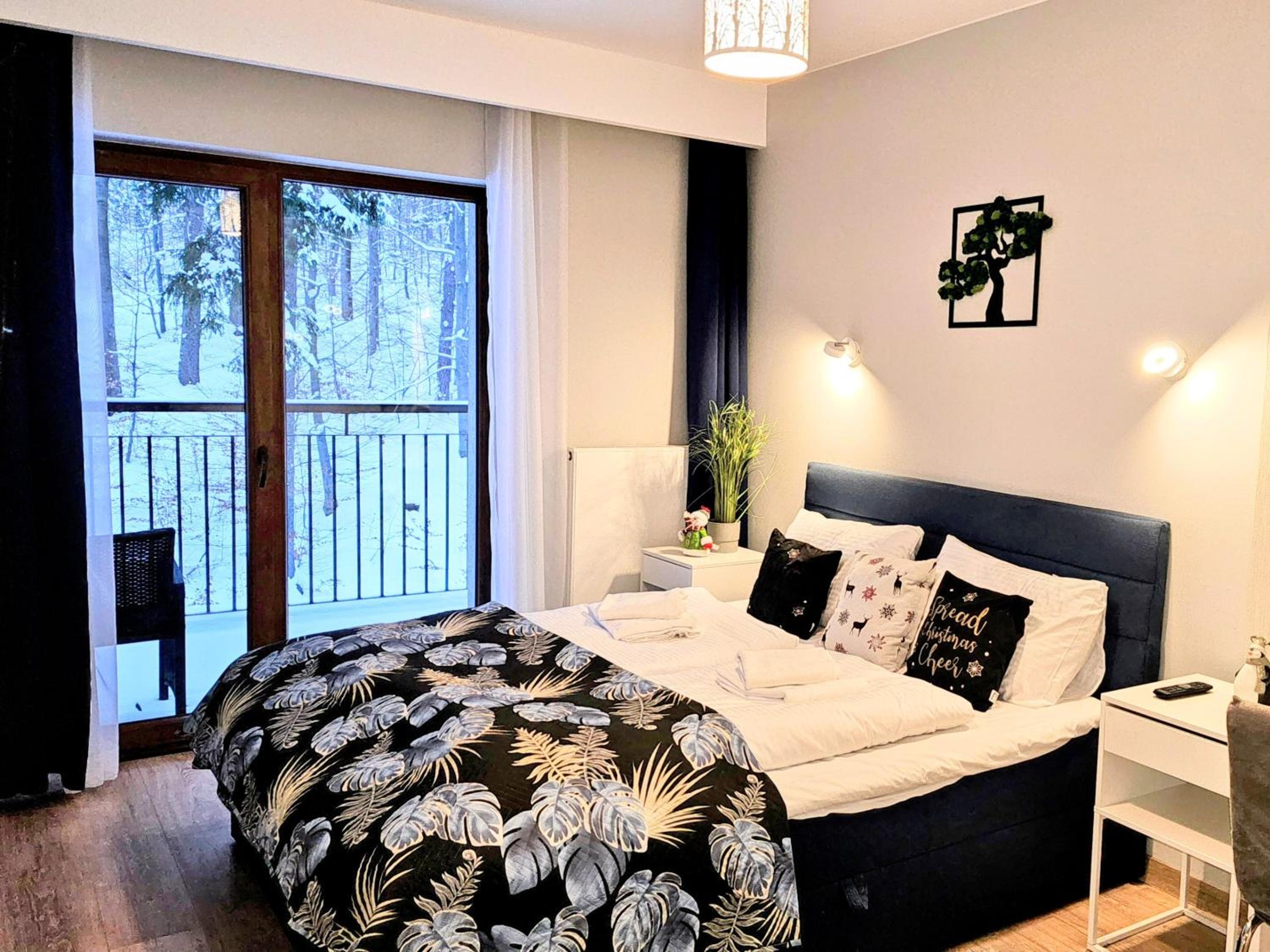 Apartament Rodzinny z pięknym widokiem na las view 4