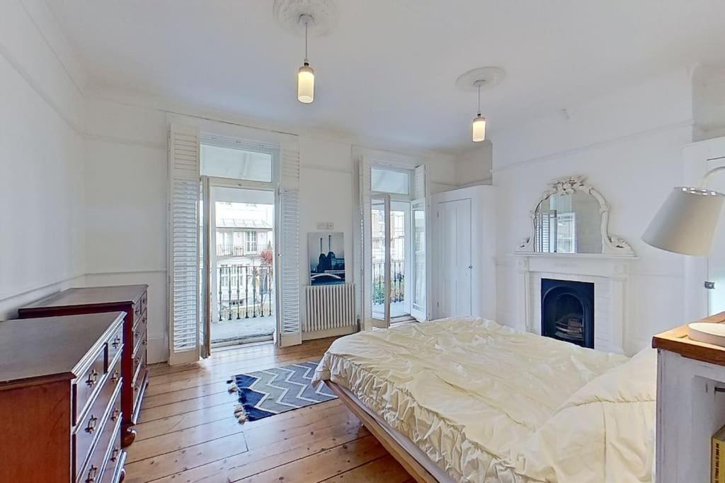The White House by the sea - Ramsgate view 5