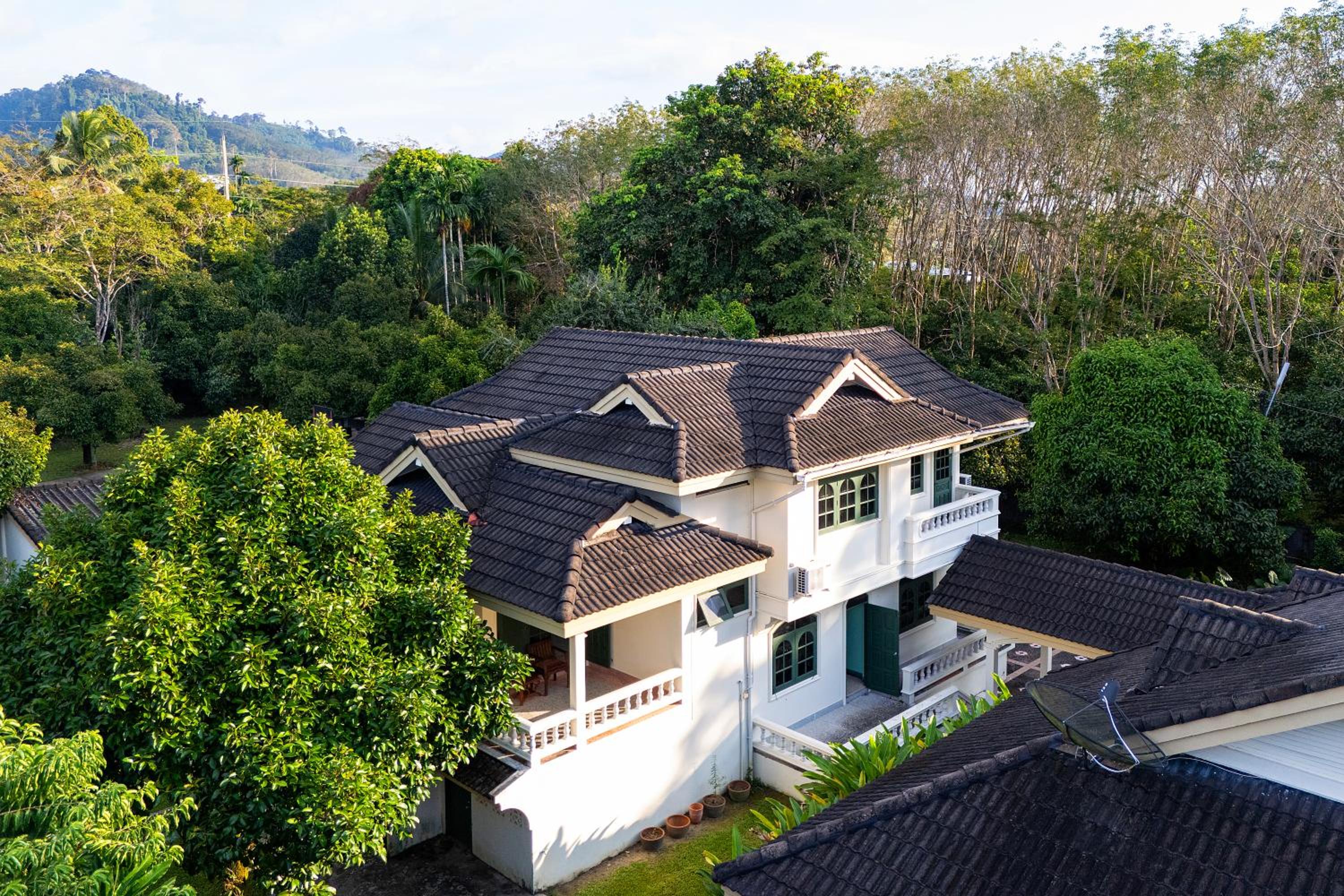 Bann Mangkud Khaolak