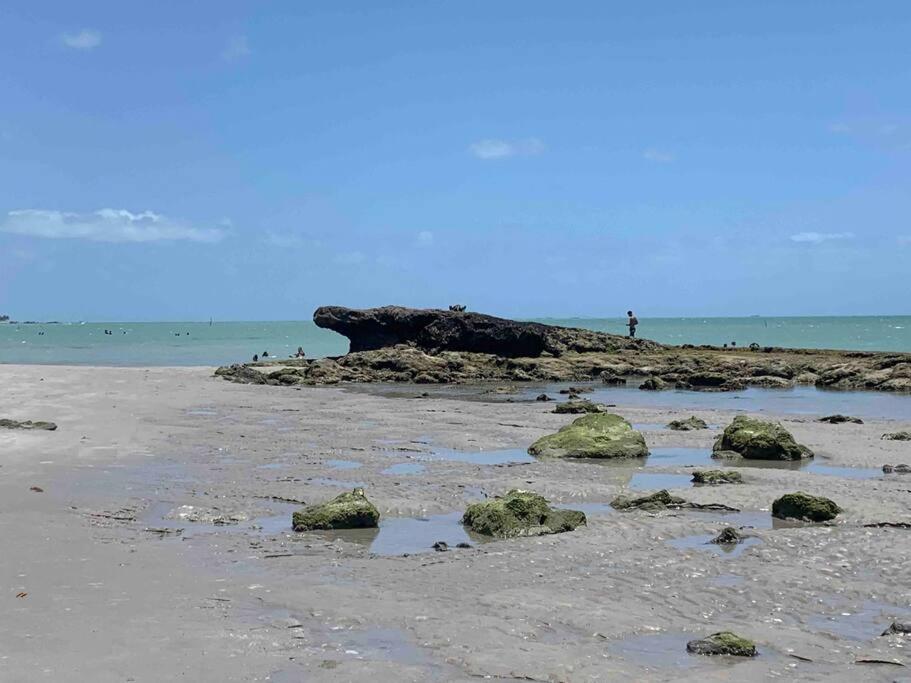 Casa à beira mar com piscina em Itamaracá