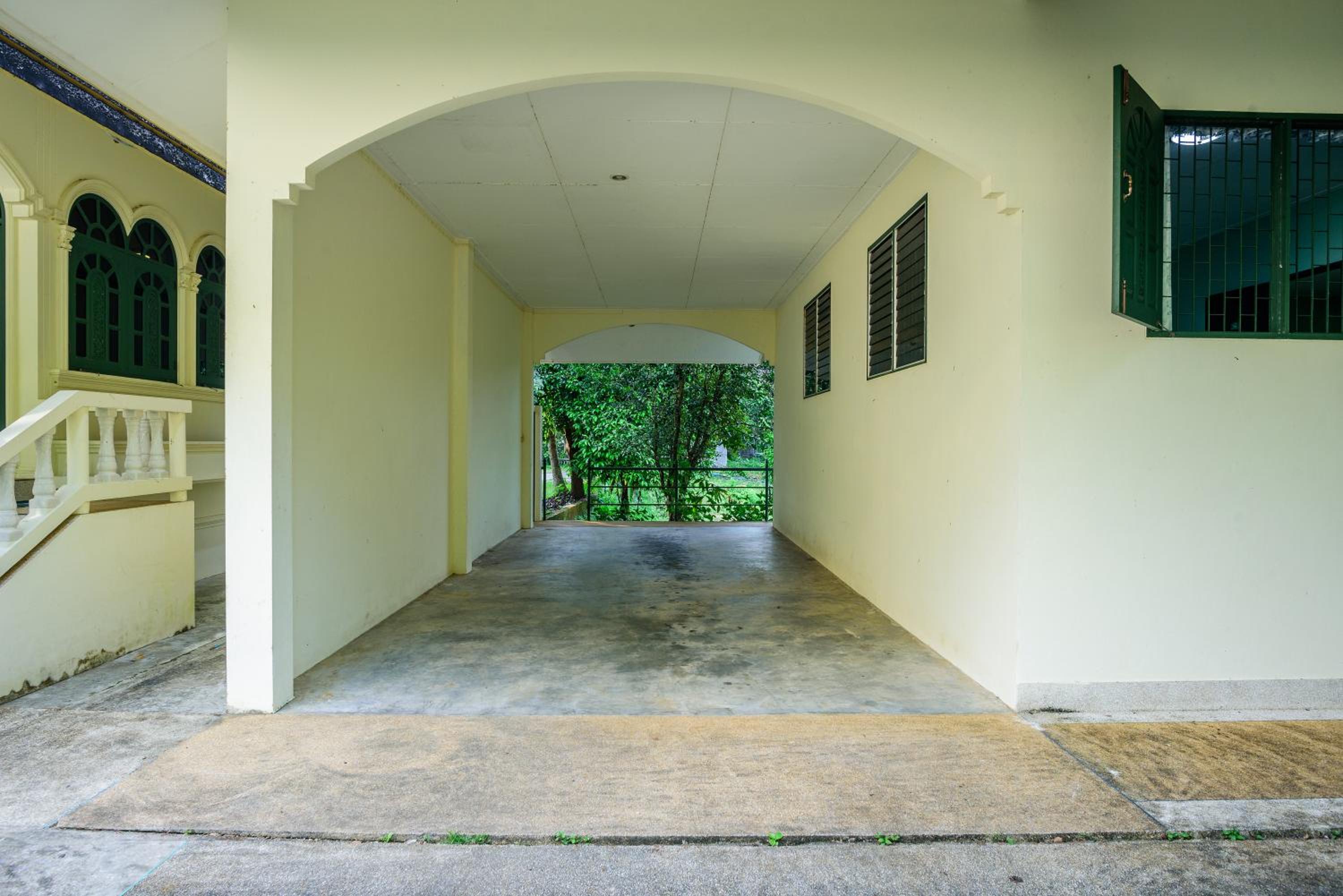 Bann Mangkud Khaolak