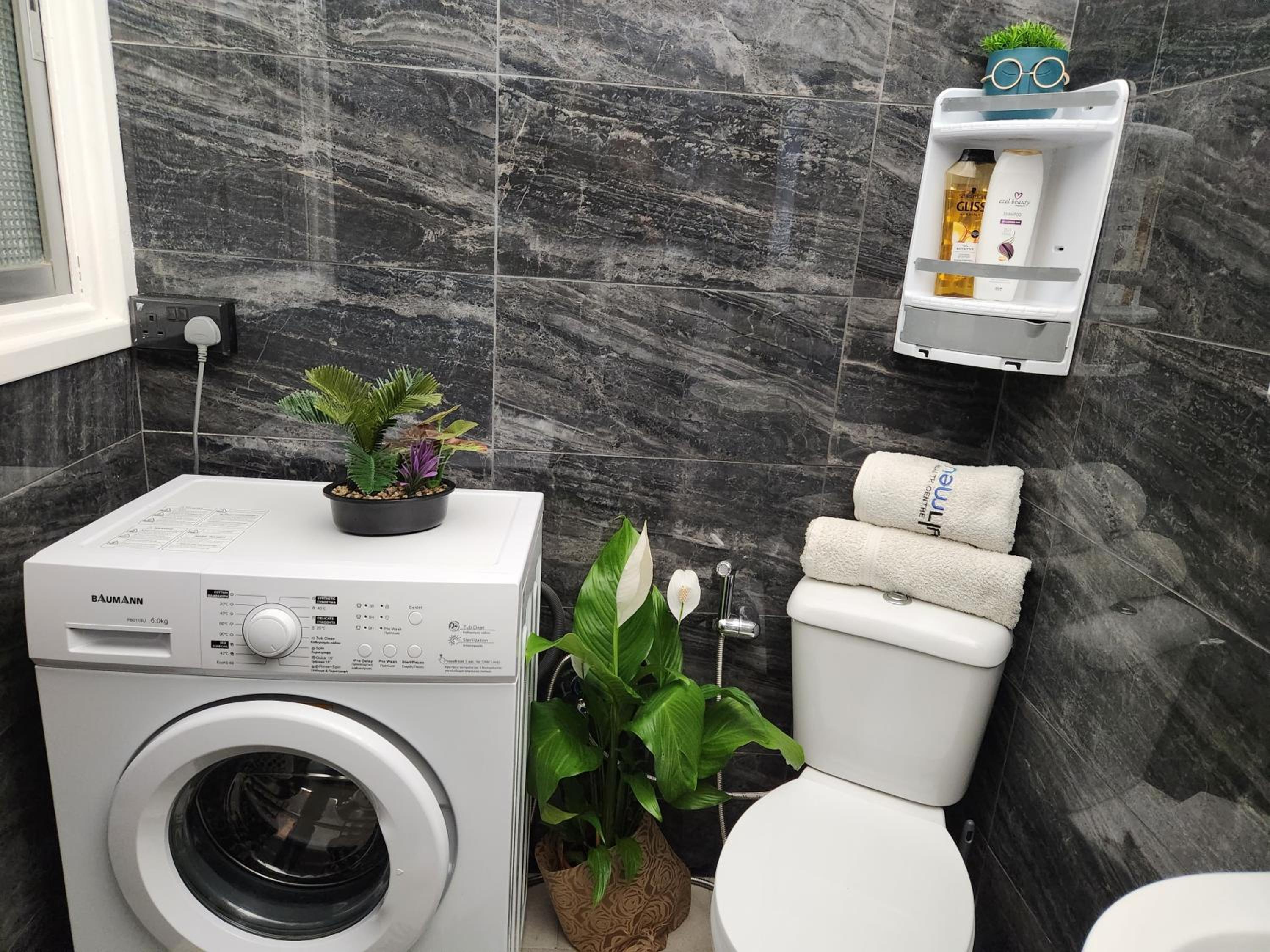 Luxurious Kalypso