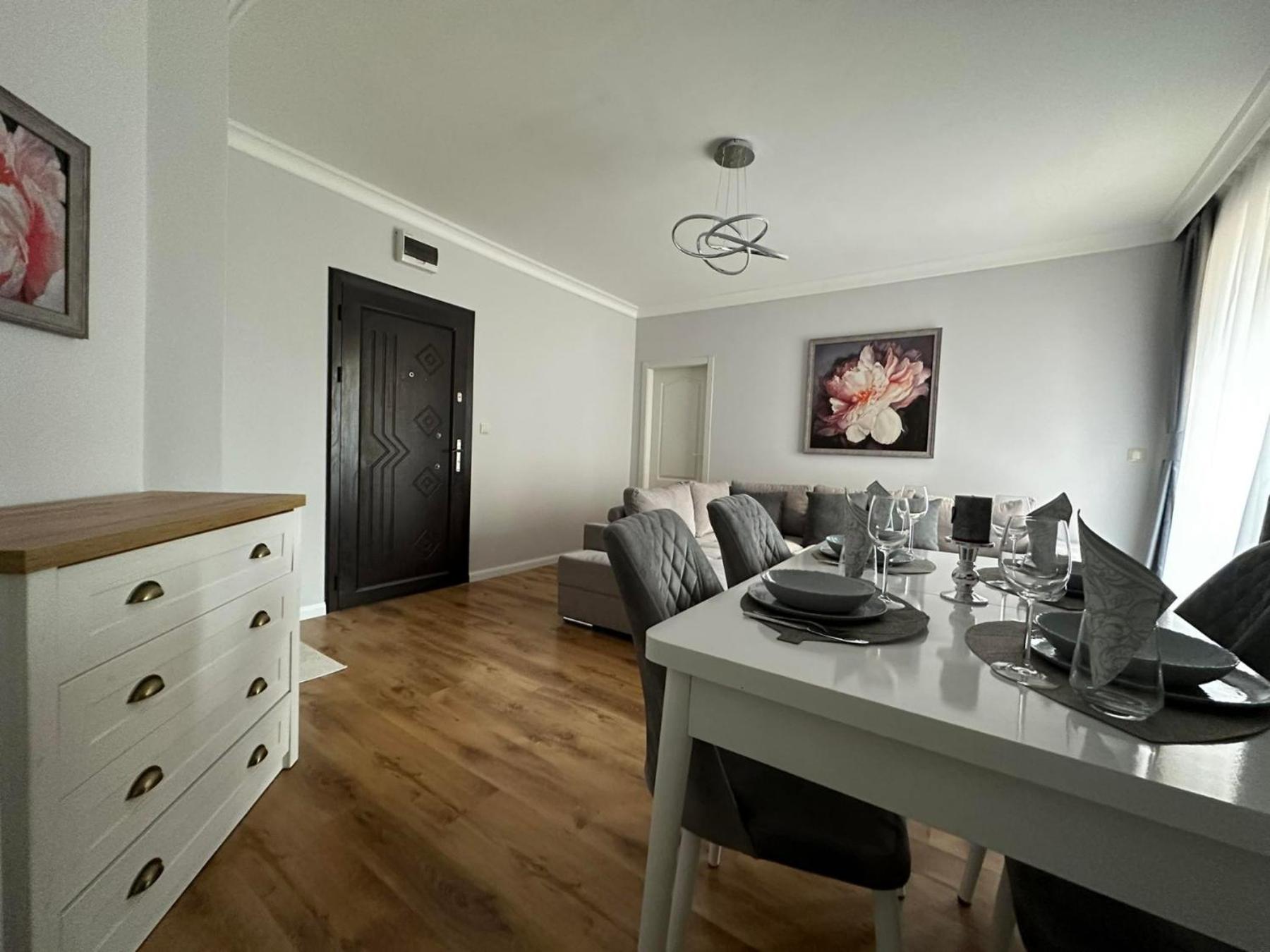 MARINA Apartments