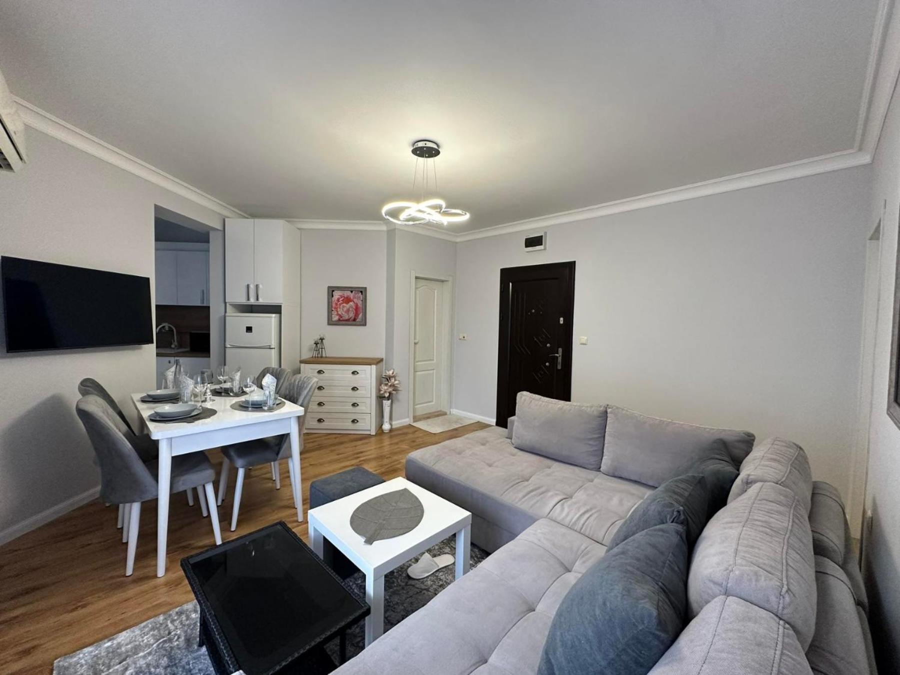 MARINA Apartments