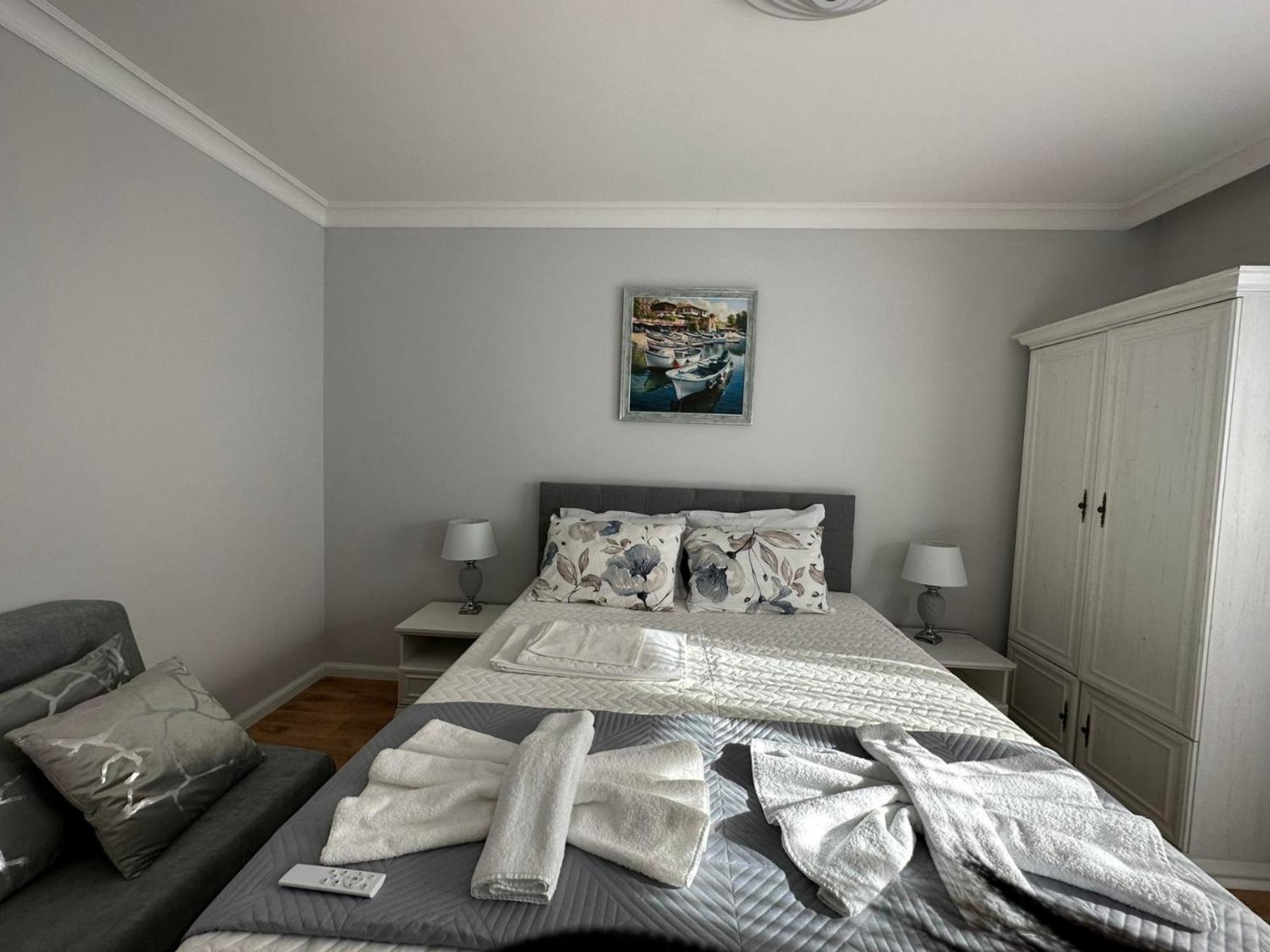 MARINA Apartments