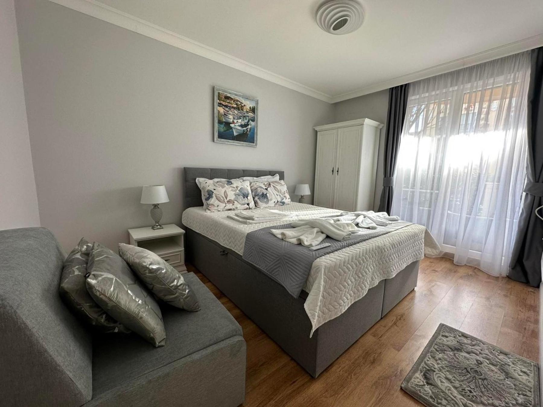 MARINA Apartments