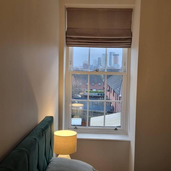 Apartment 20 min walk from Manchester City Centre view 5