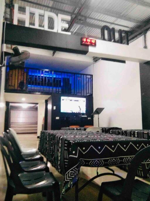 D’HIDE OUT (place to have fun) view 5