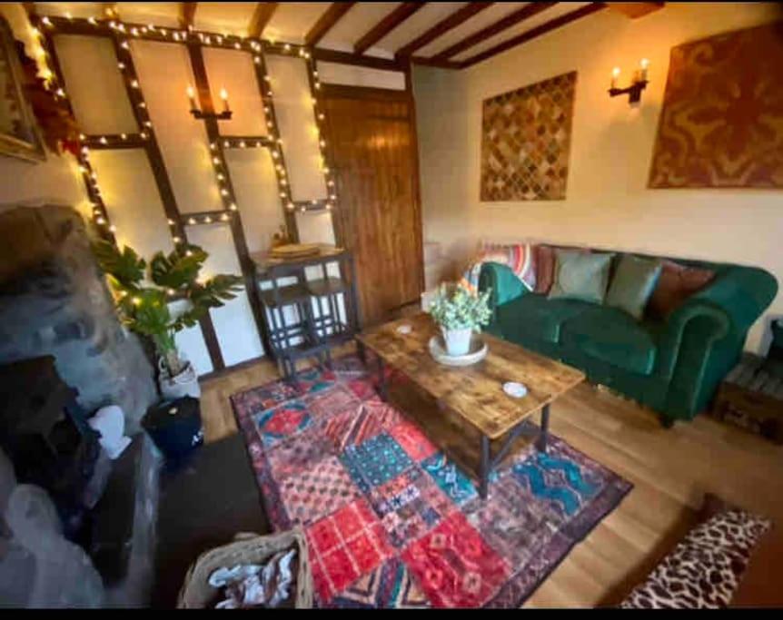 Maytree Cottage. Compact home in Mid Wales. view 3