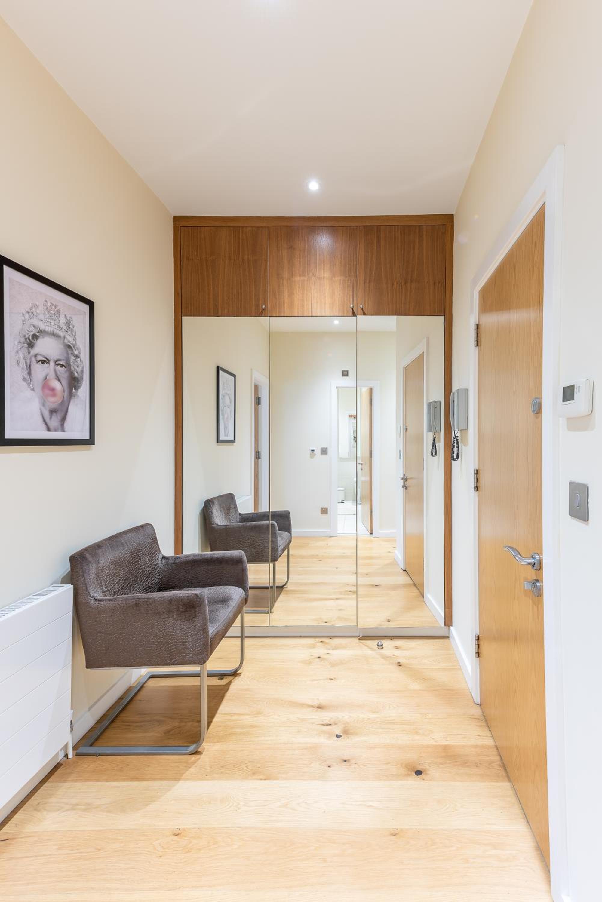 Park Apartments near Portobello Road