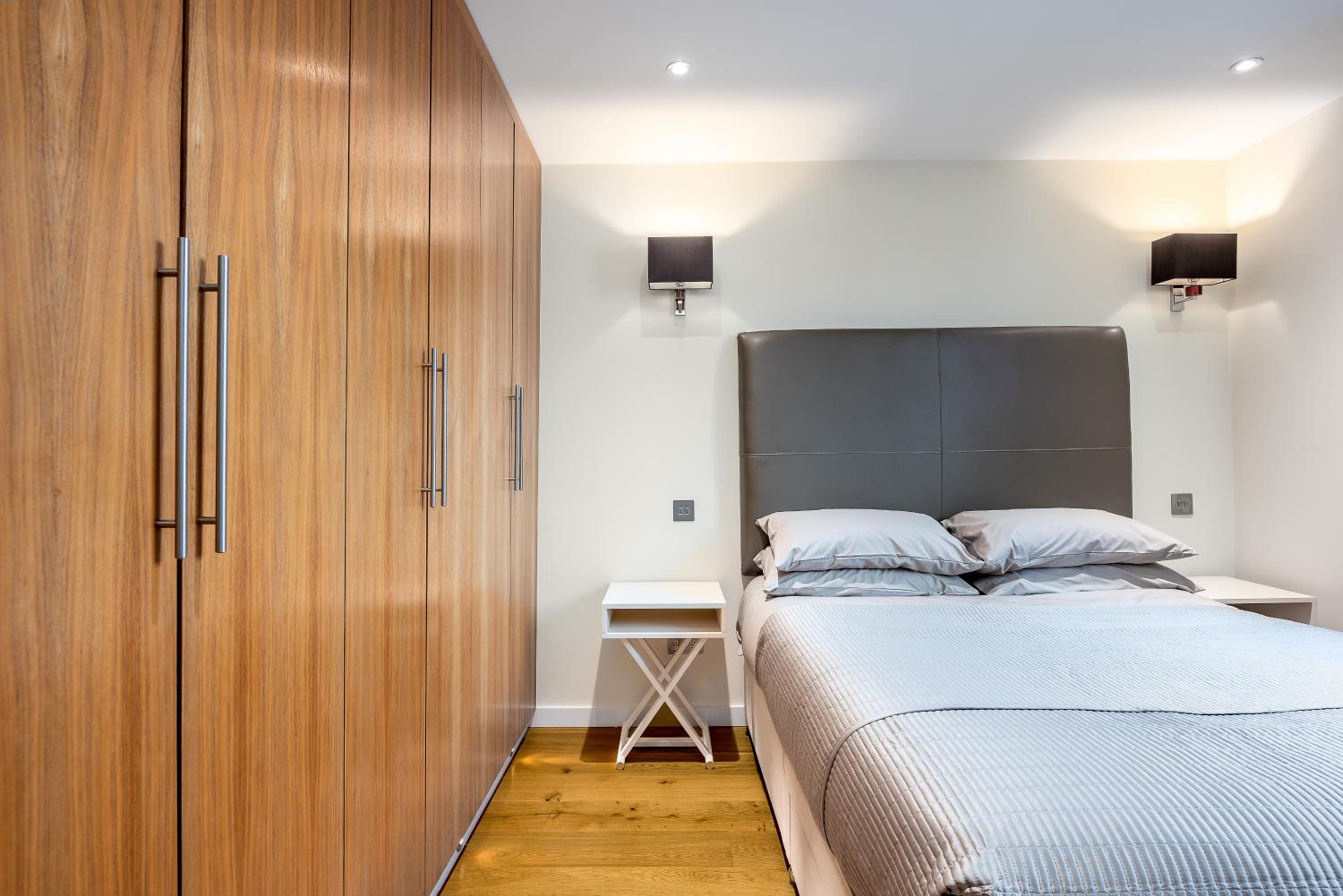 Park Apartments near Portobello Road