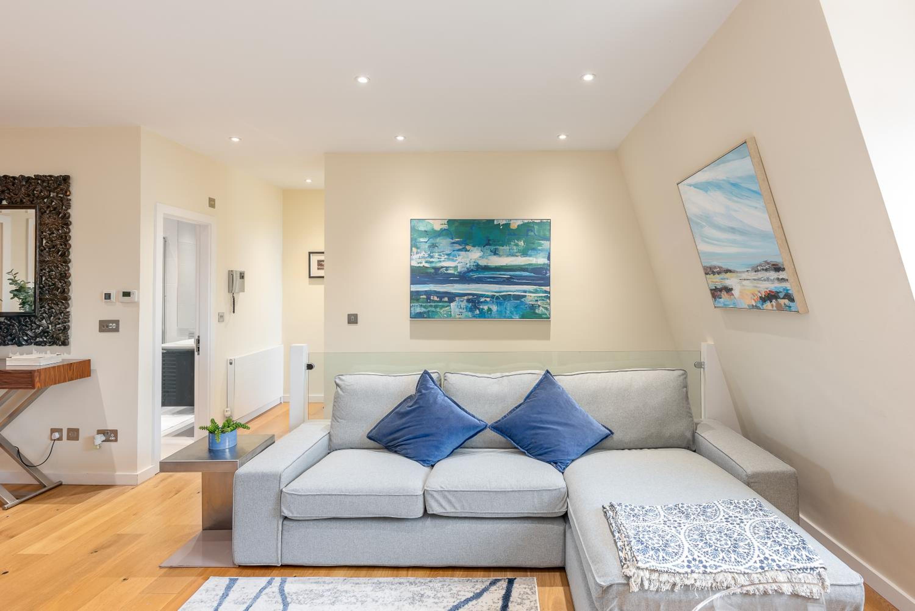 Park Apartments near Portobello Road