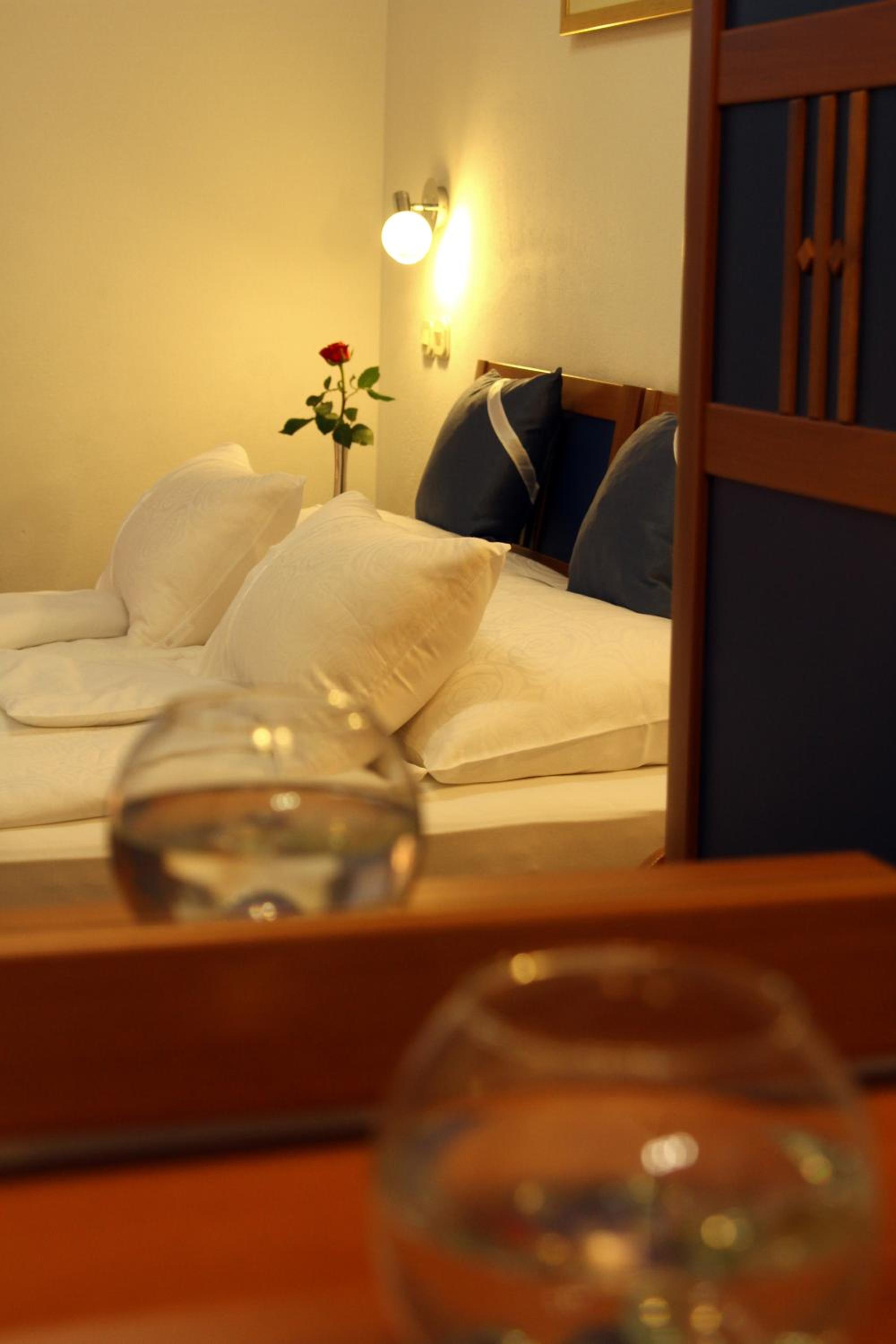Photo 76