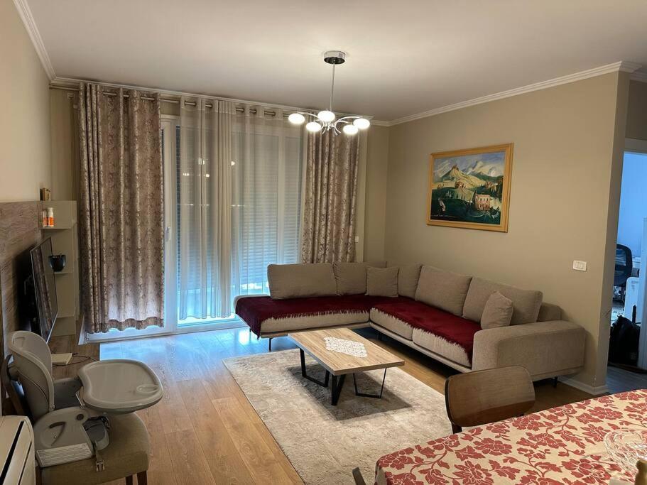 Eden Central Apartment - Modern 2BR in Tirana City Center