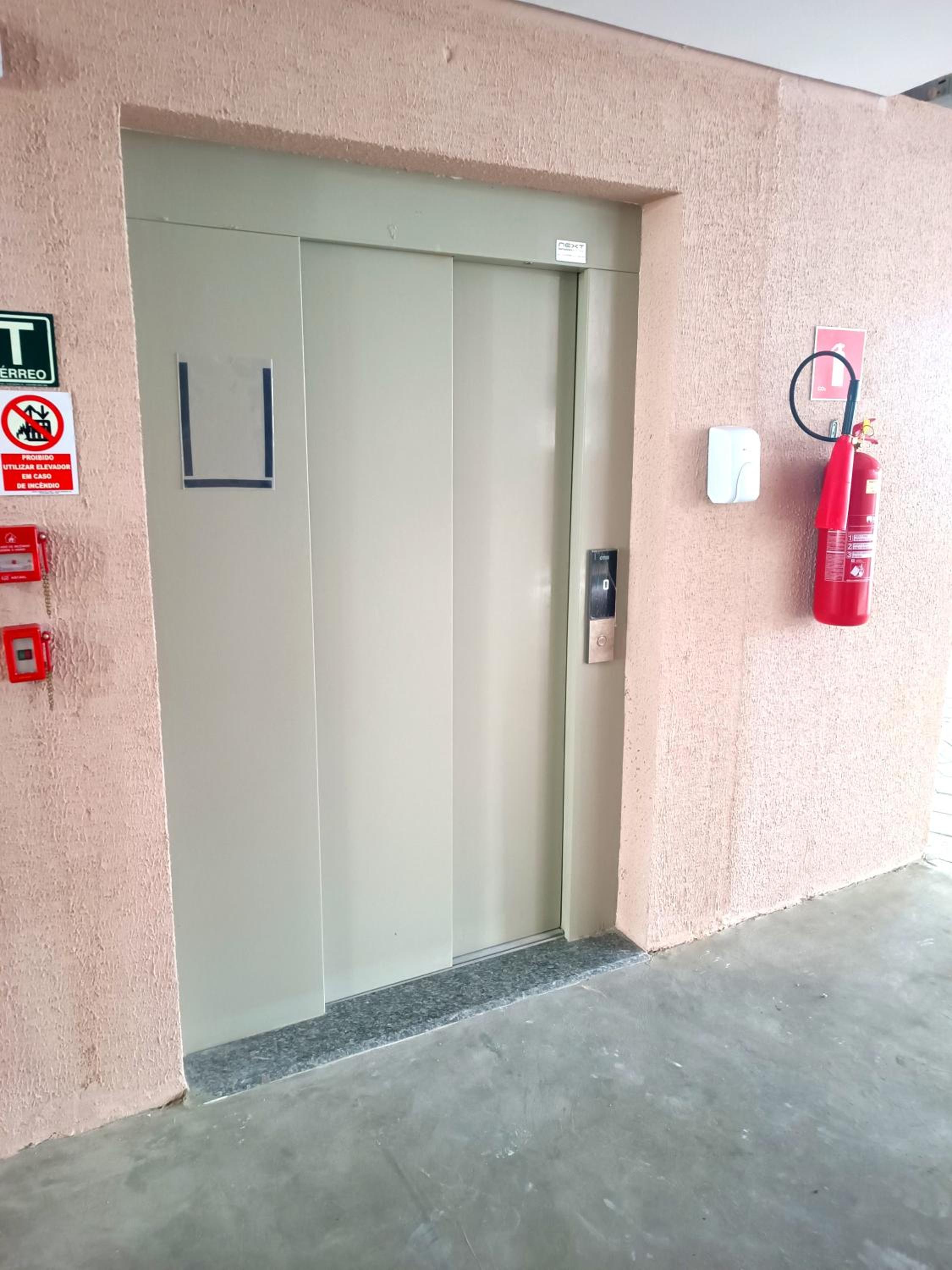 Apartamento Beija Flor - Guarujá - prox a balsa Santos-Guarujá