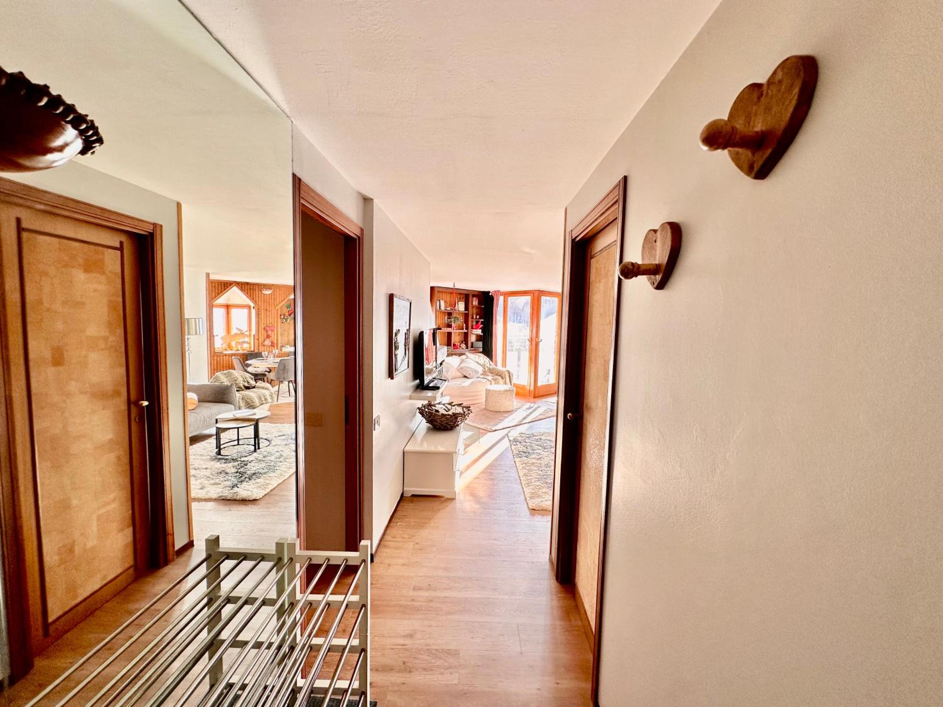 Luxury 4beds ski-in&out LARGE! view 5