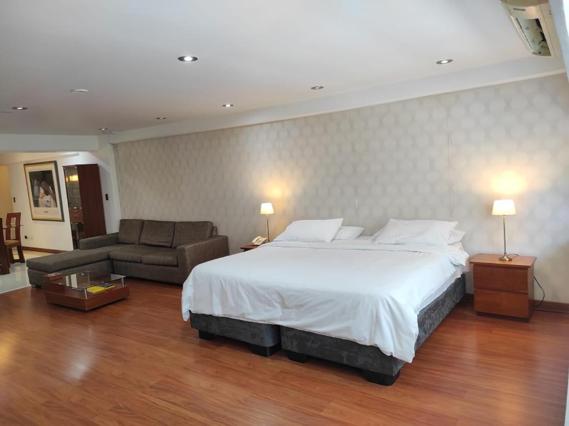 COMFORT & LOCATION view 5