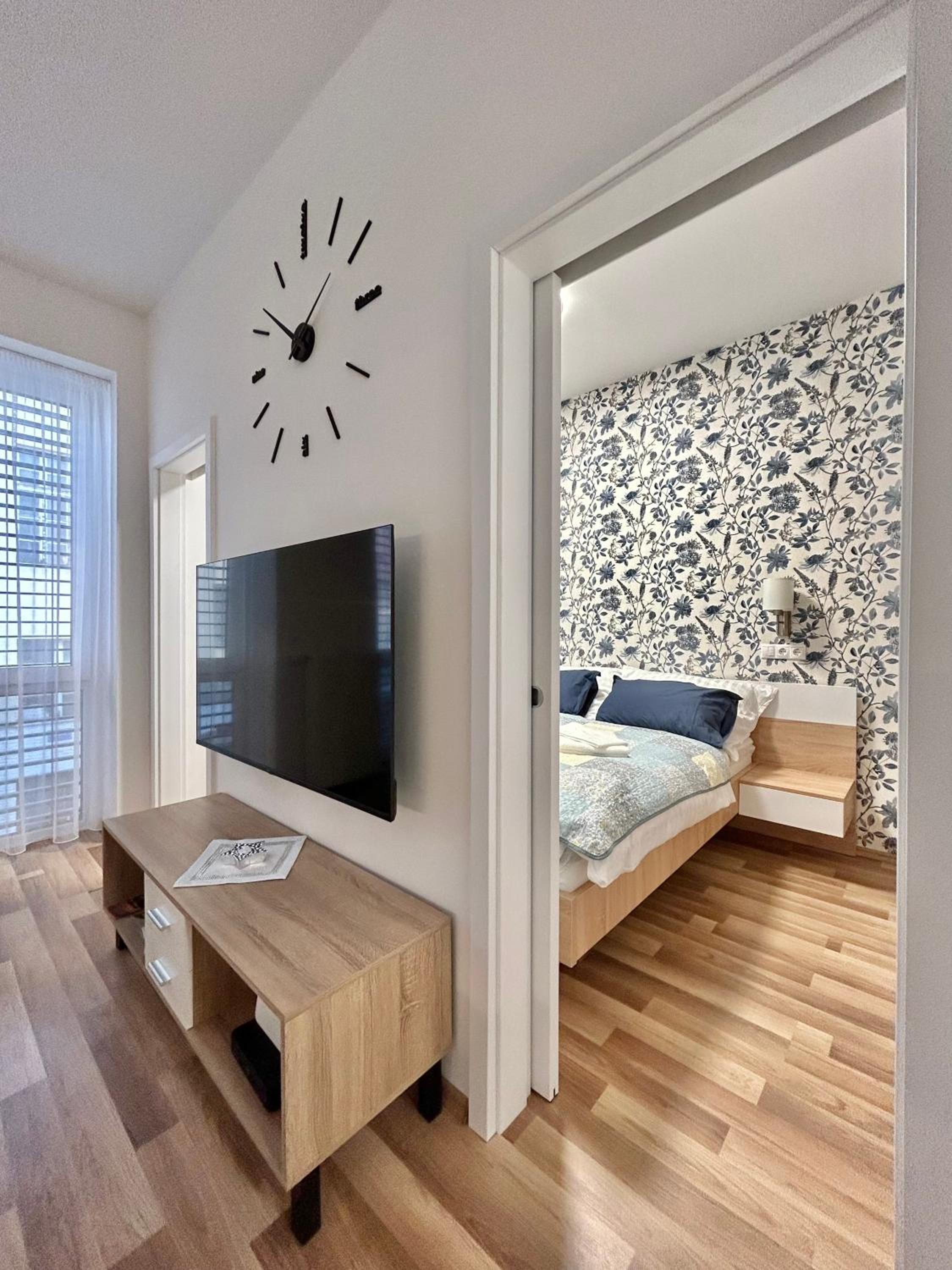 One Step Apartman - City Center view 2