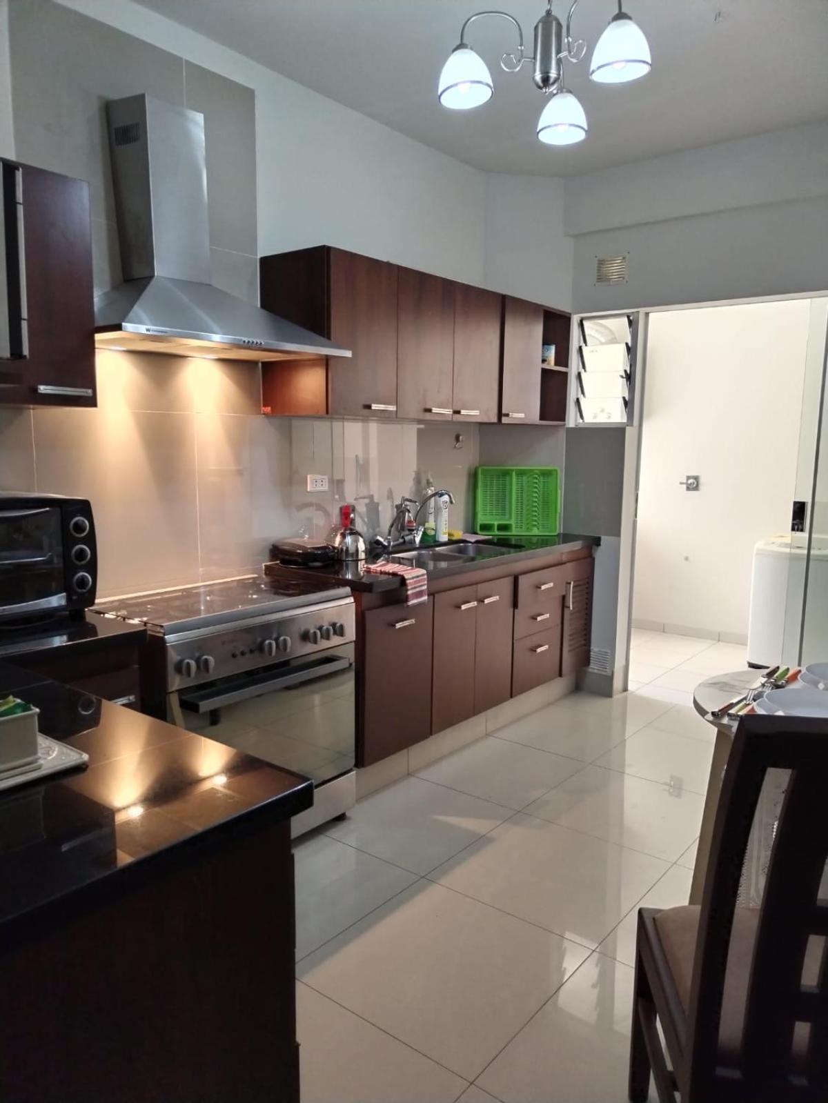 Departamento en Equipetrol muy espacioso