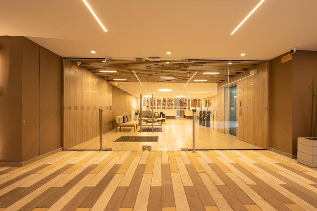 1305 Hermoso apartamento para estrenar