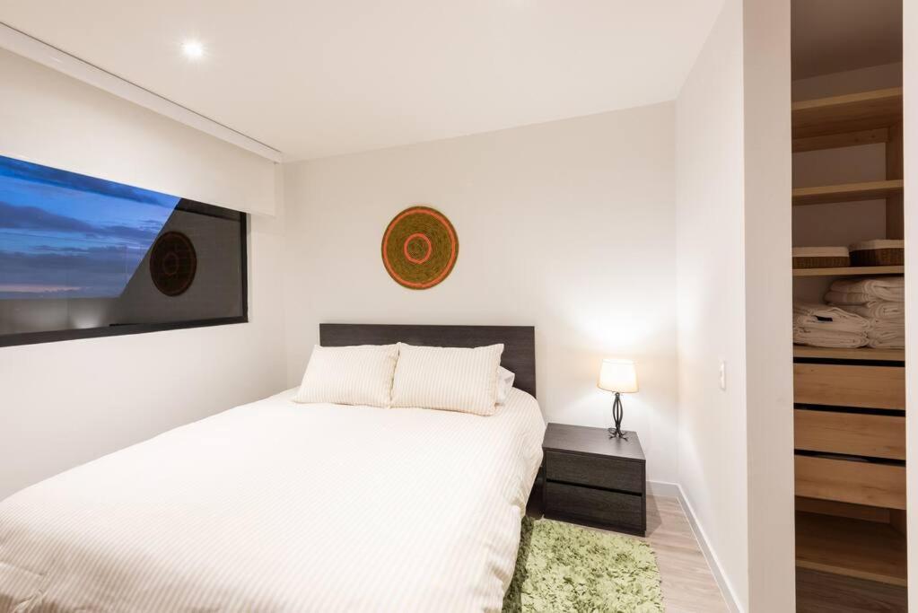 1305 Hermoso apartamento para estrenar