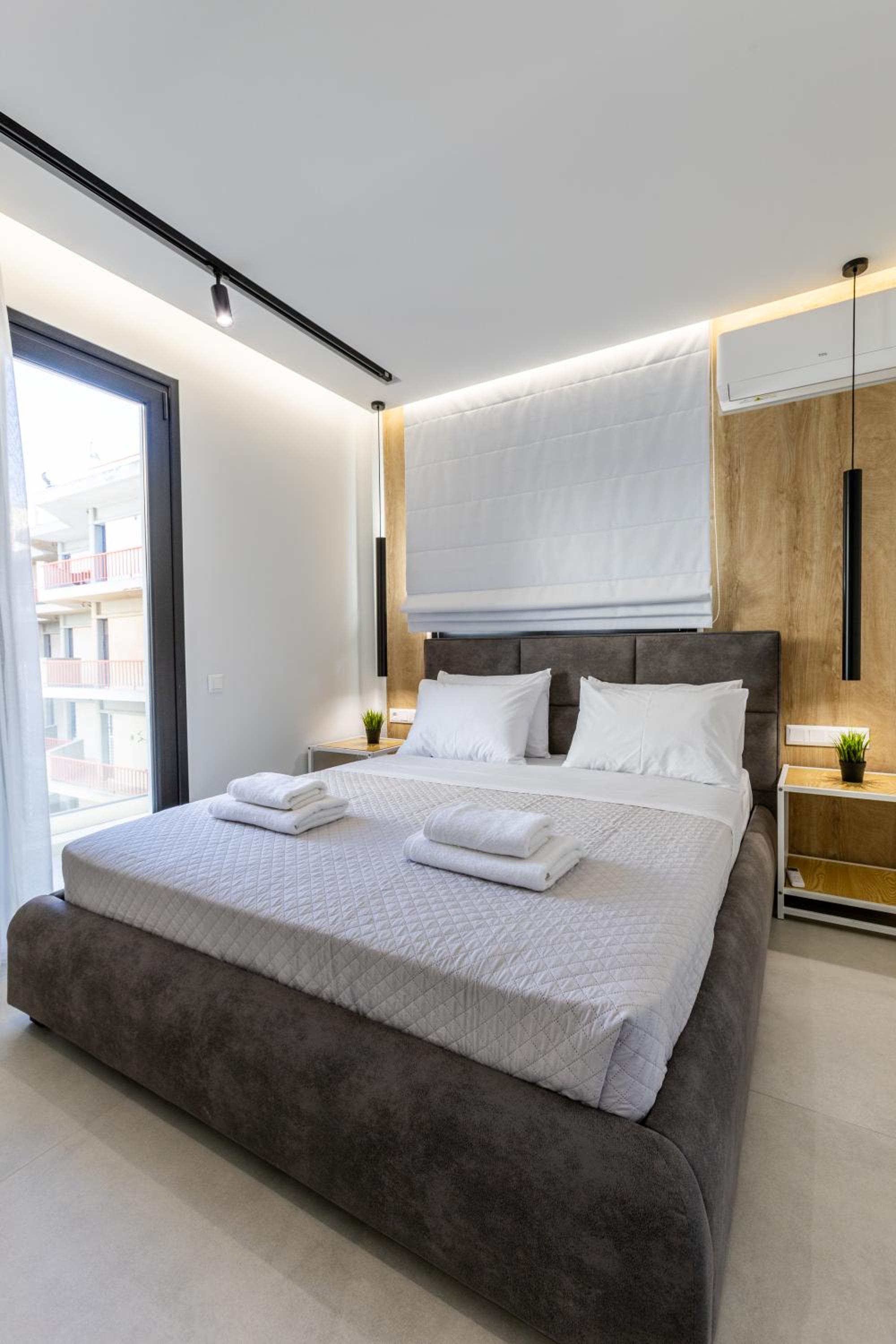 Varkiza Luxury Suites by Raise