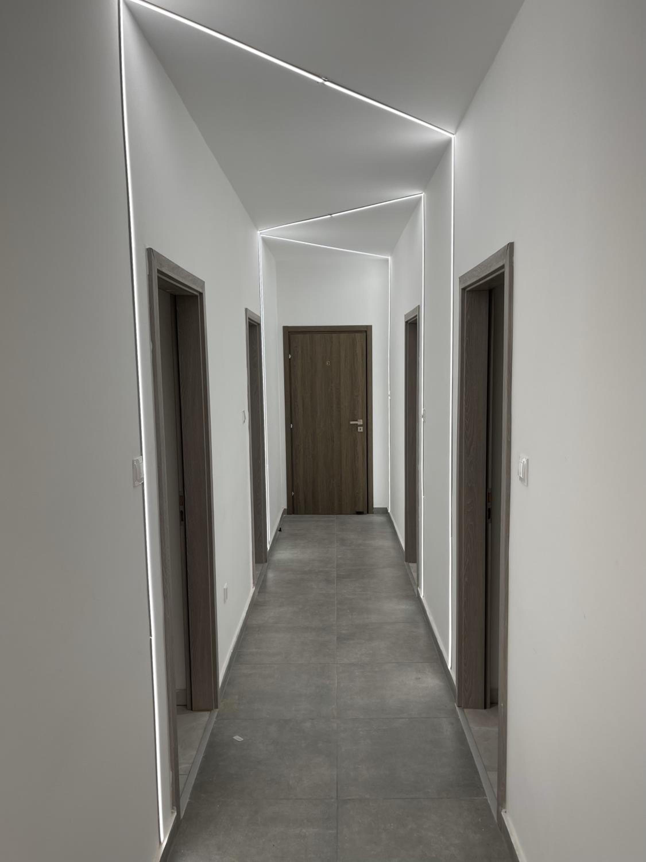 ARF Apartments - with Jacuzzi at the complex